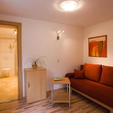 Christine Apartment